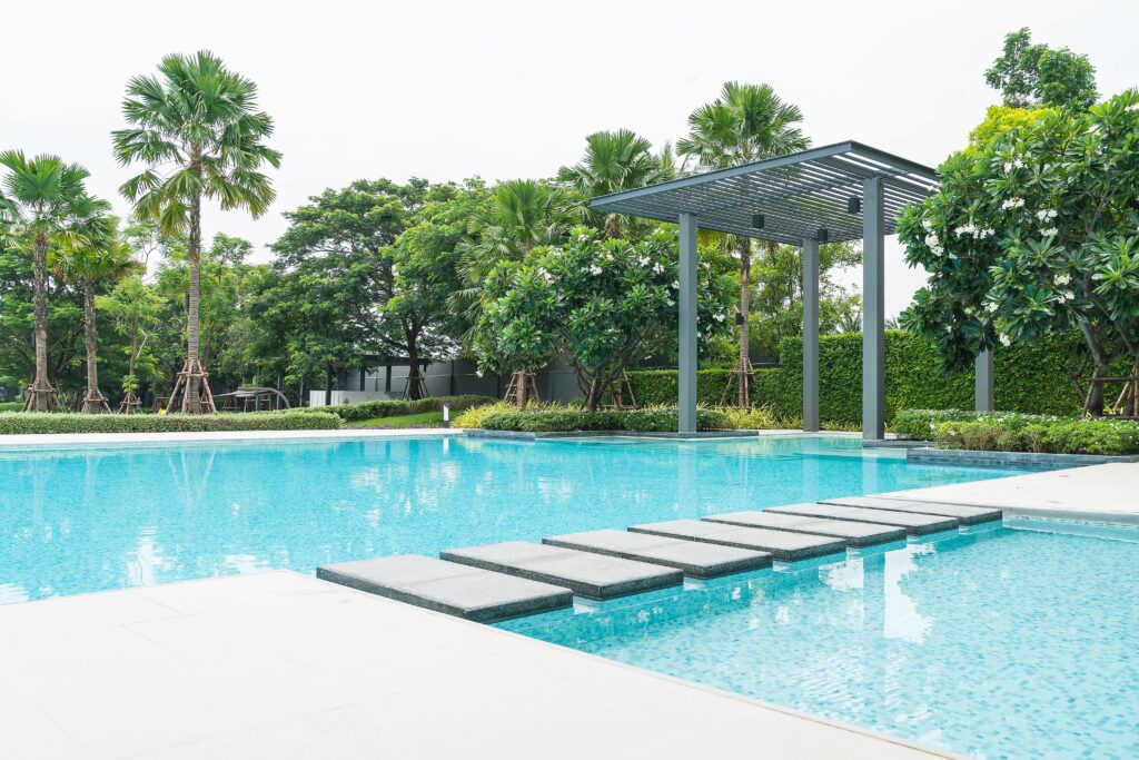 Custom Pool Enclosures in Florida: Design Ideas to Transform Your Backyard in 2025